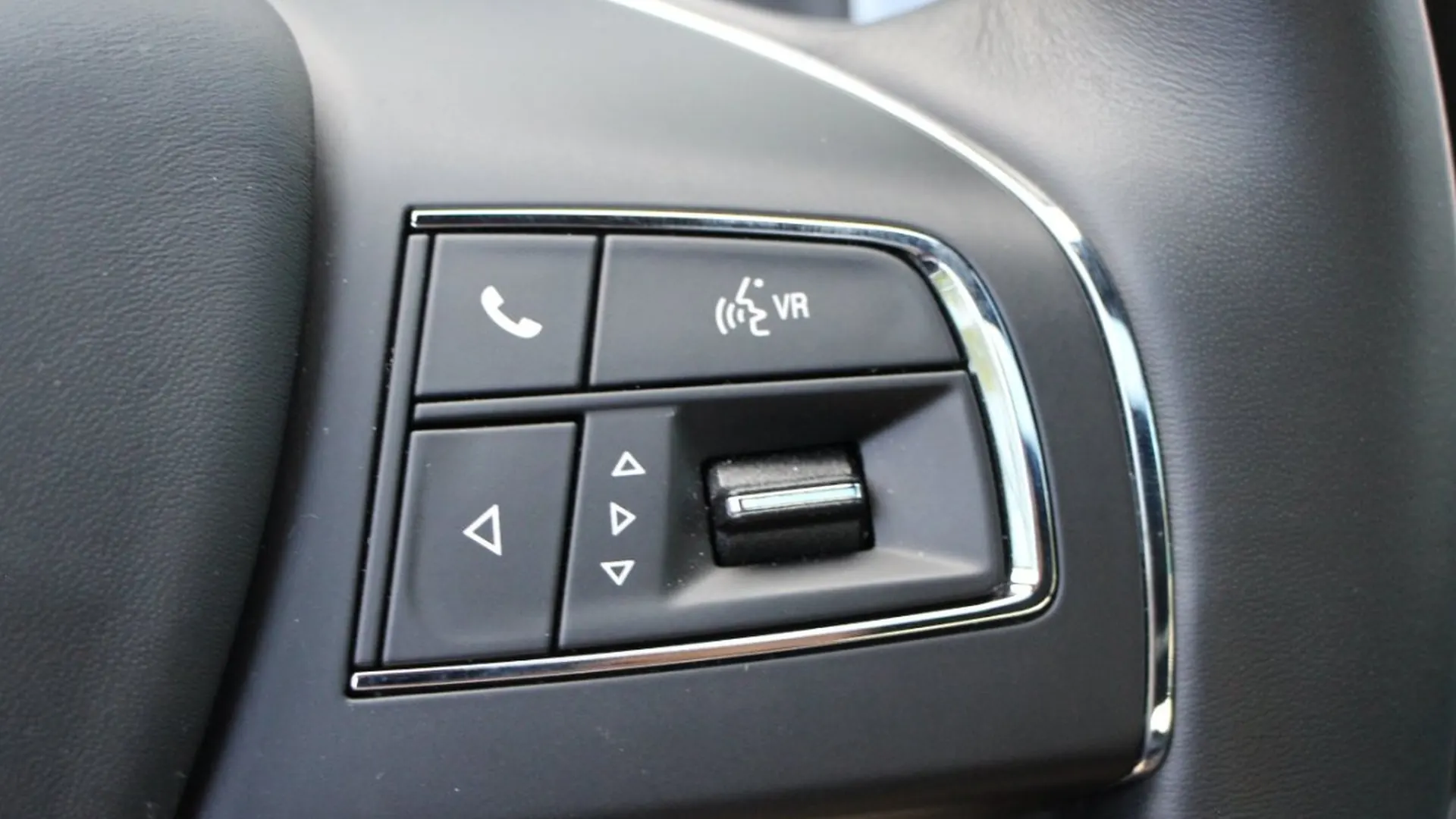 Maserati Ghibli — photo 23