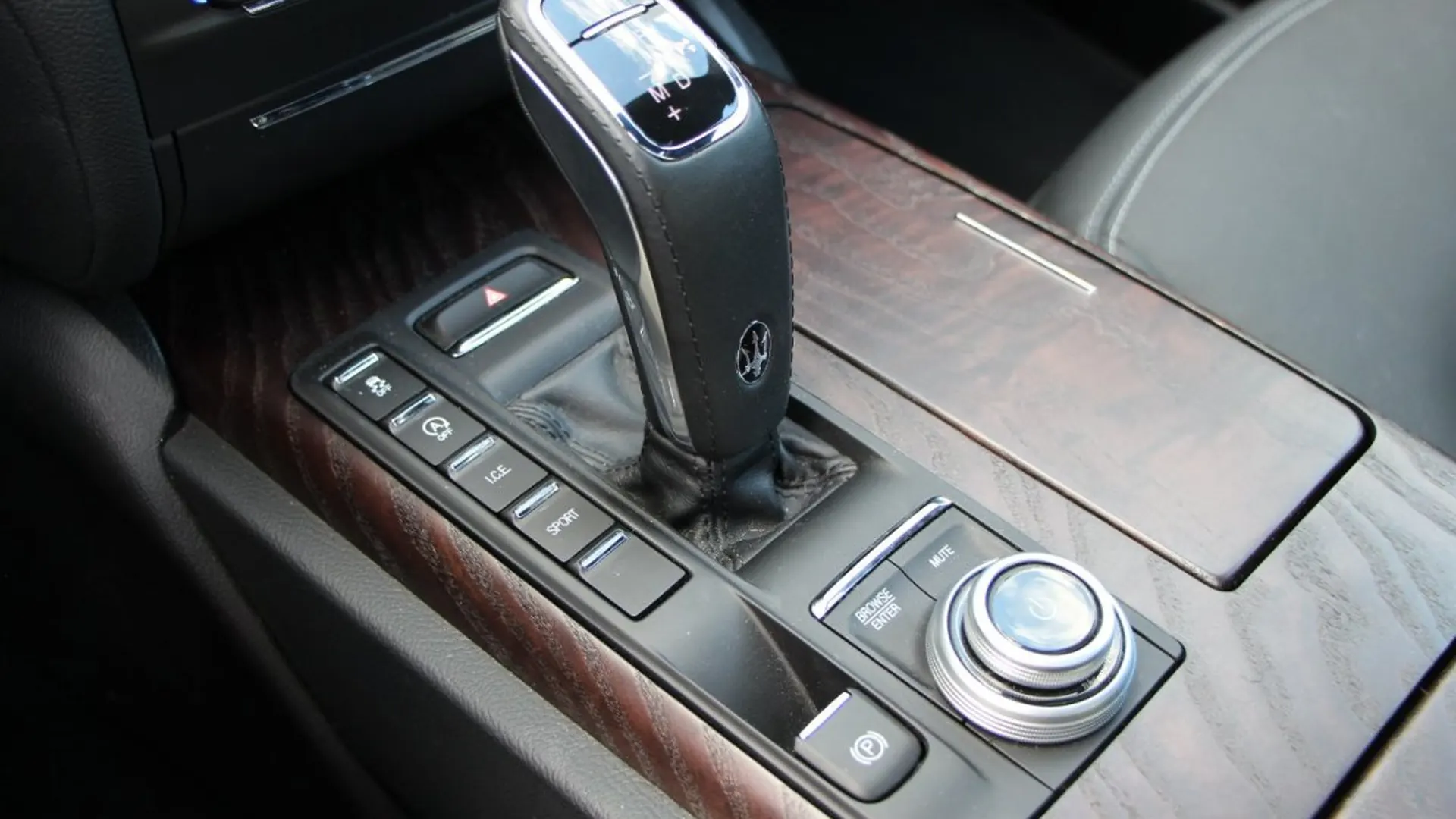 Maserati Ghibli — photo 25