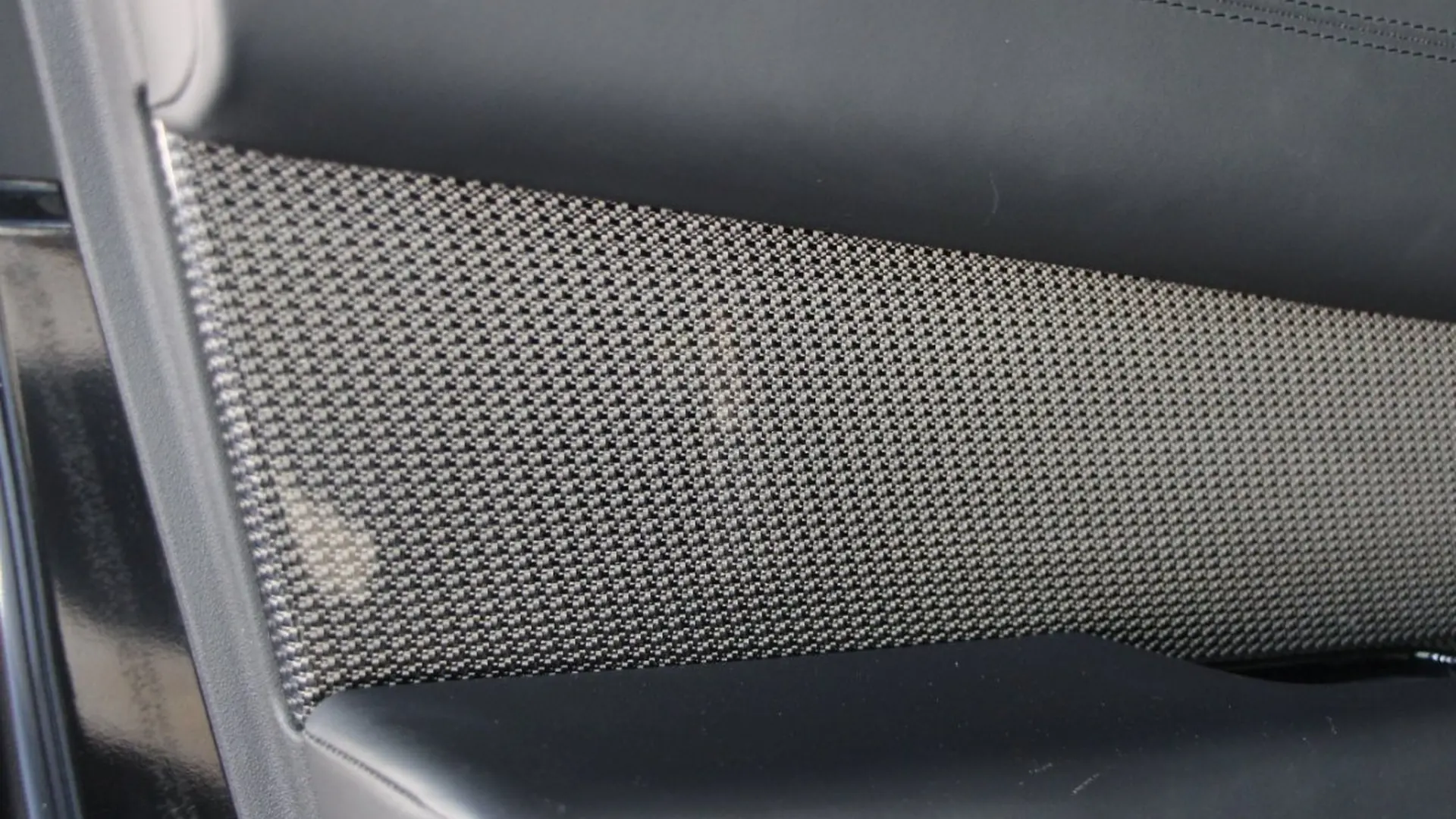Land Rover Range Rover Velar — photo 15