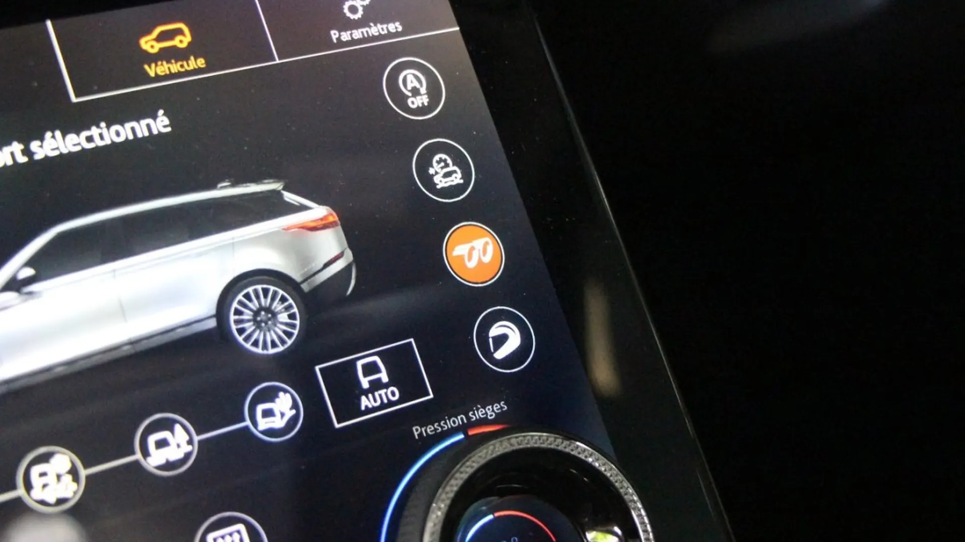 Land Rover Range Rover Velar — photo 20