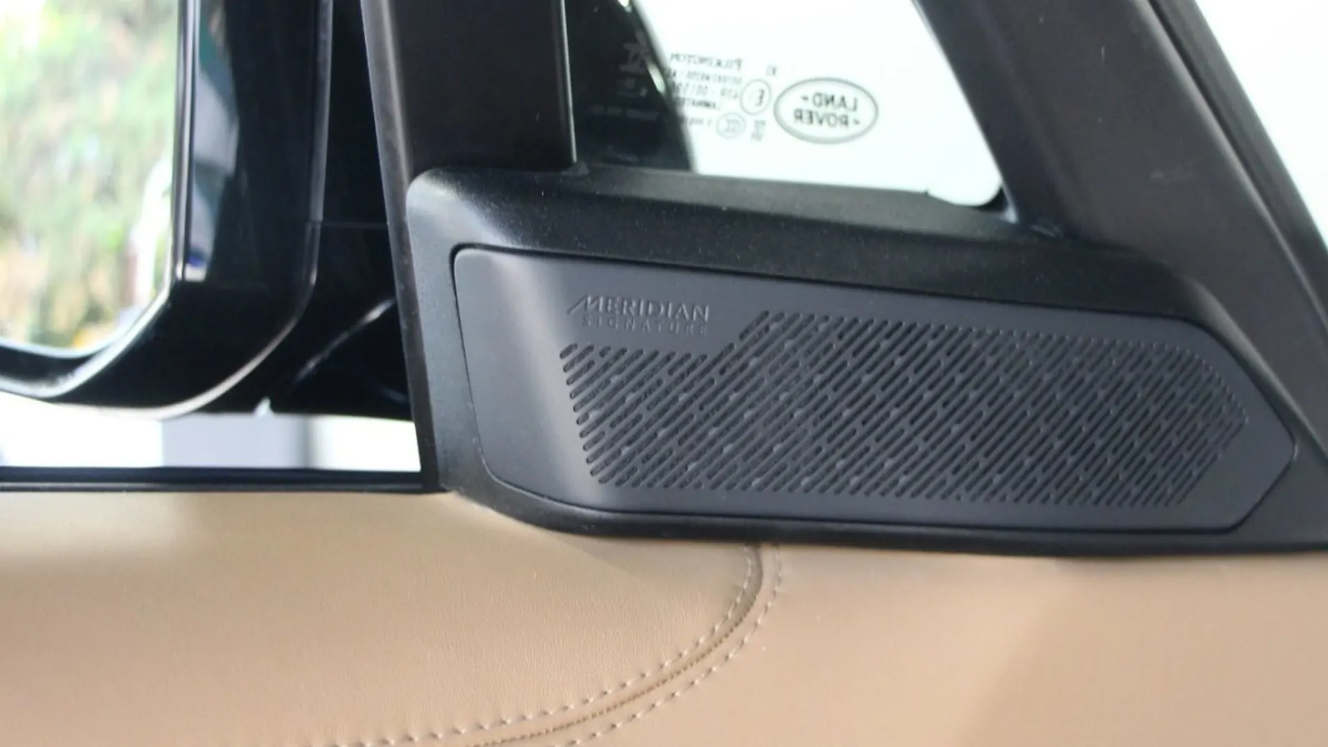 Land Rover Range Rover — photo 17