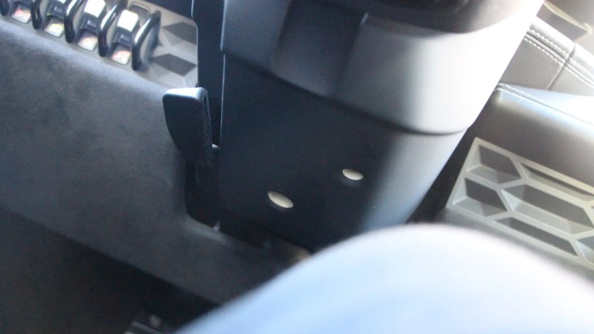 Lamborghini Huracan — photo 18