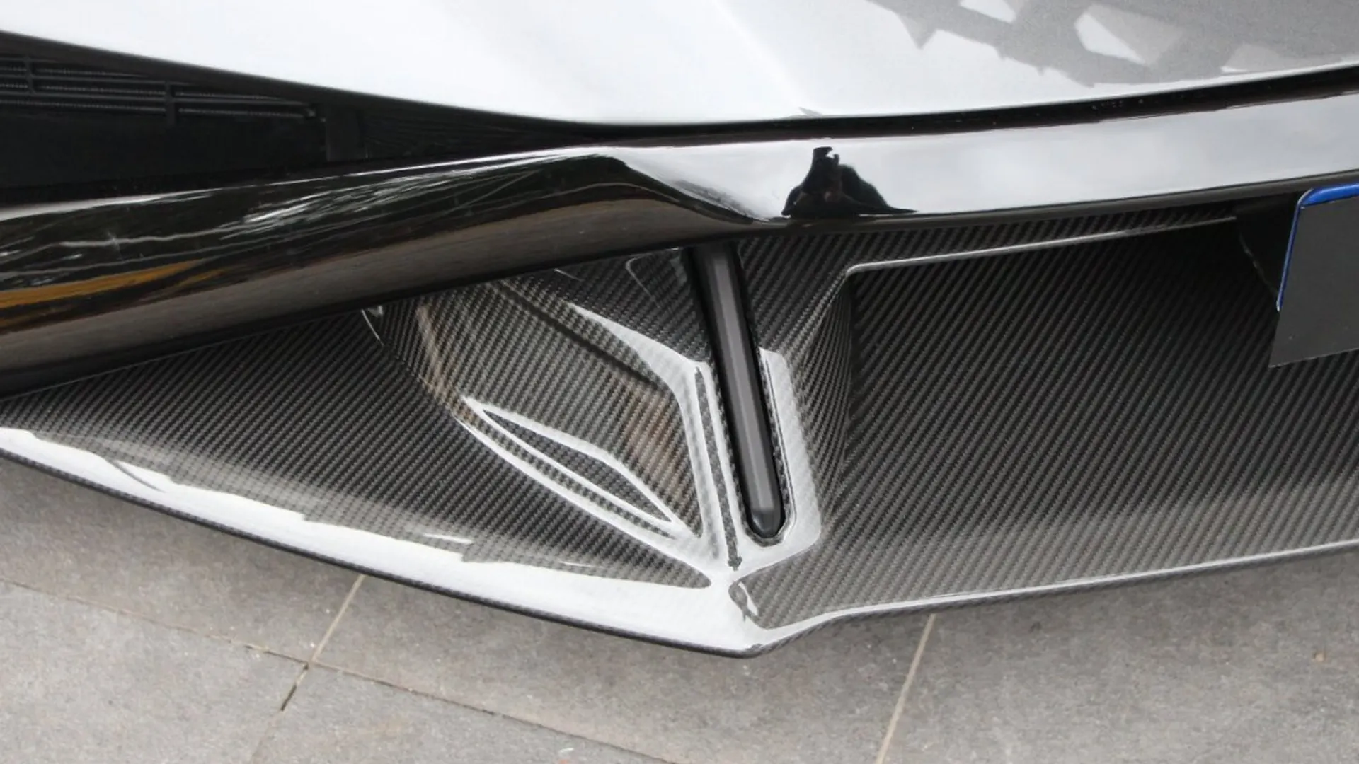 Lamborghini Huracan — photo 3