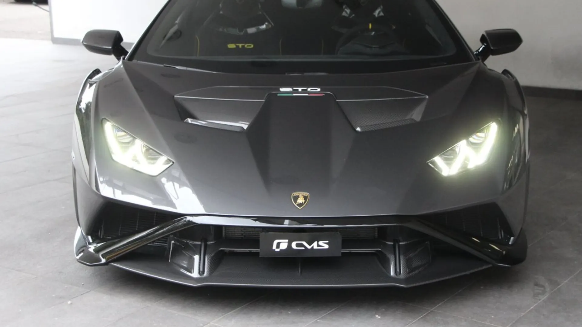 Lamborghini Huracan — photo 2