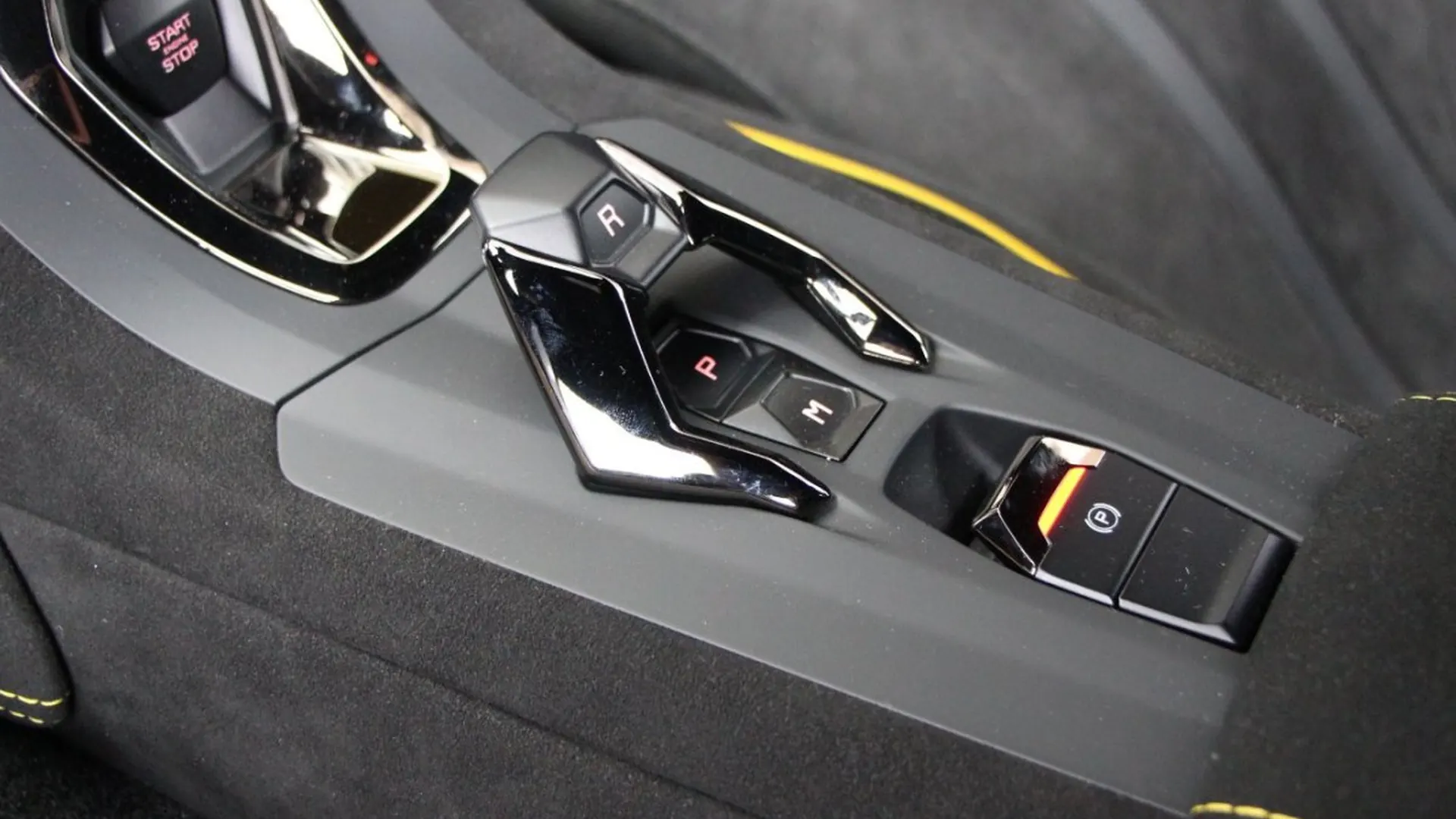 Lamborghini Huracan — photo 39
