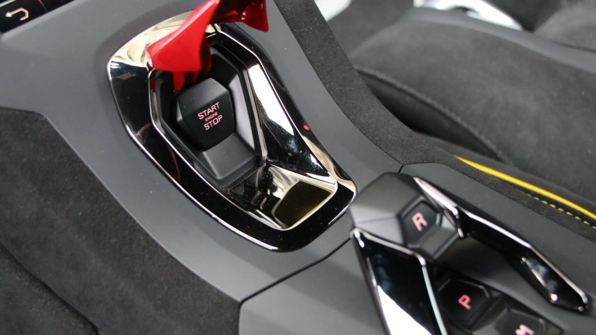 Lamborghini Huracan — photo 38