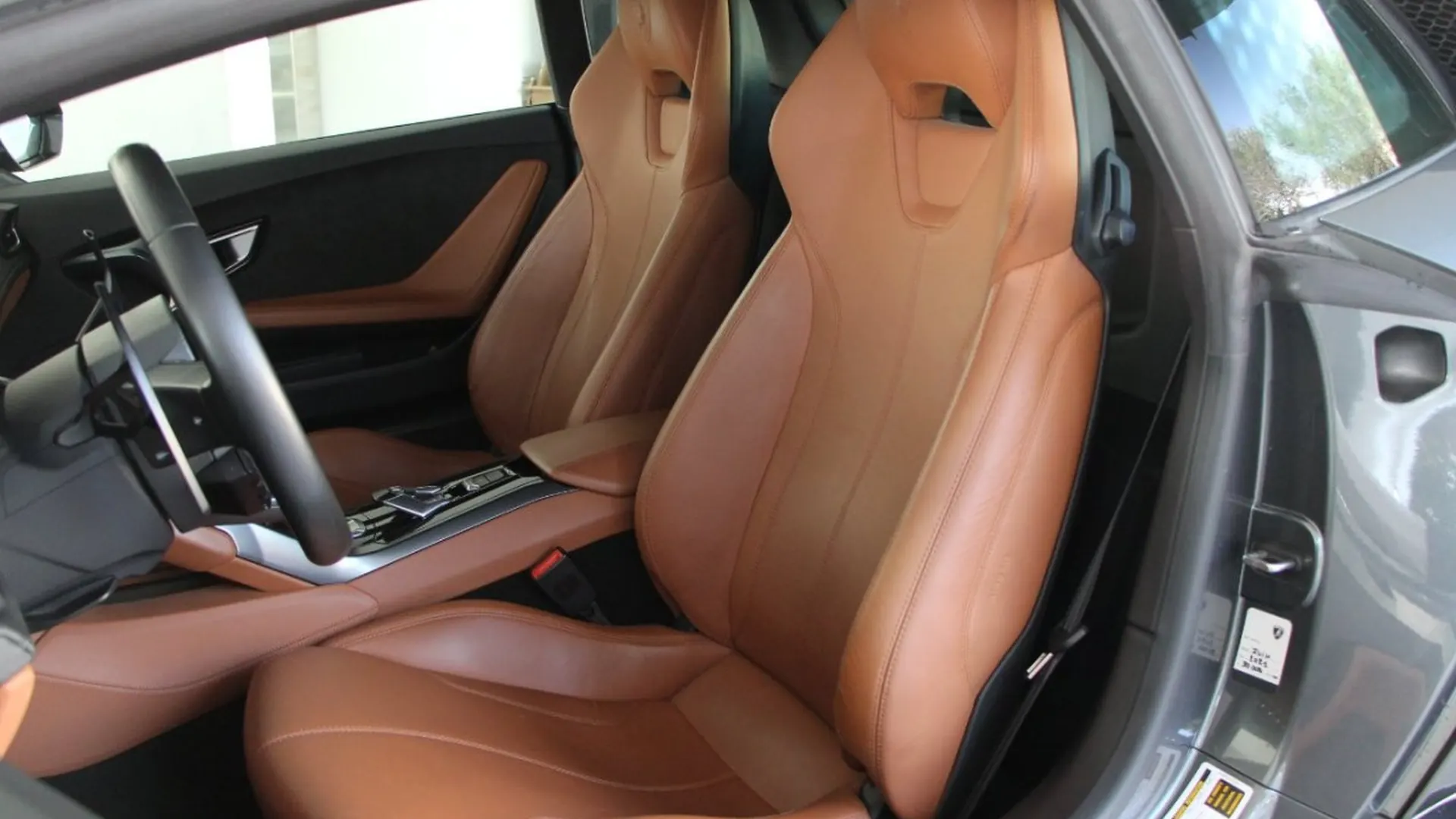 Lamborghini Huracan — photo 9