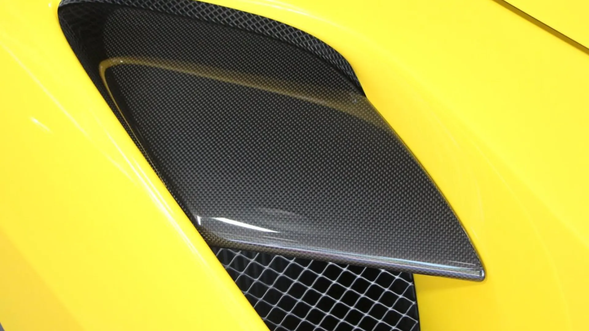 Ferrari 488 — photo 4