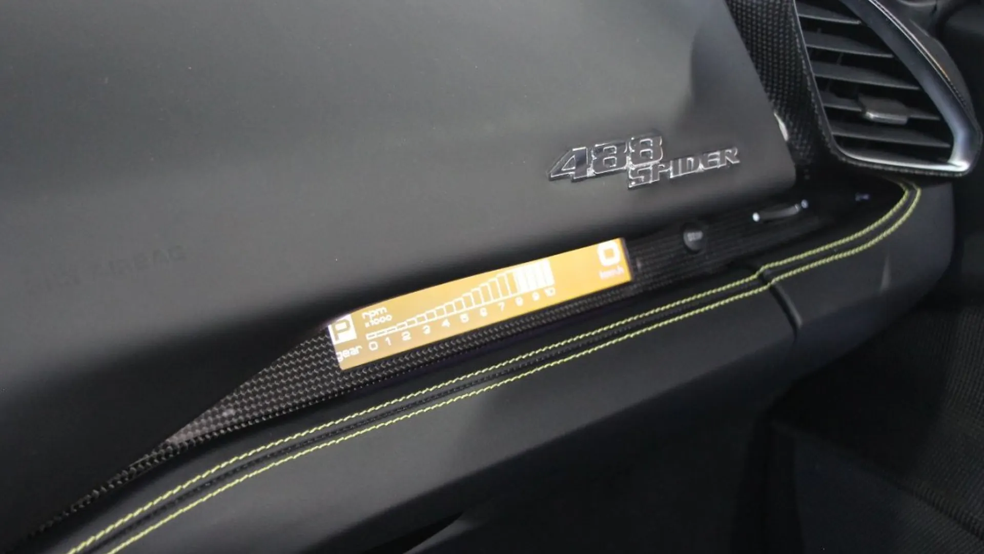 Ferrari 488 — photo 26