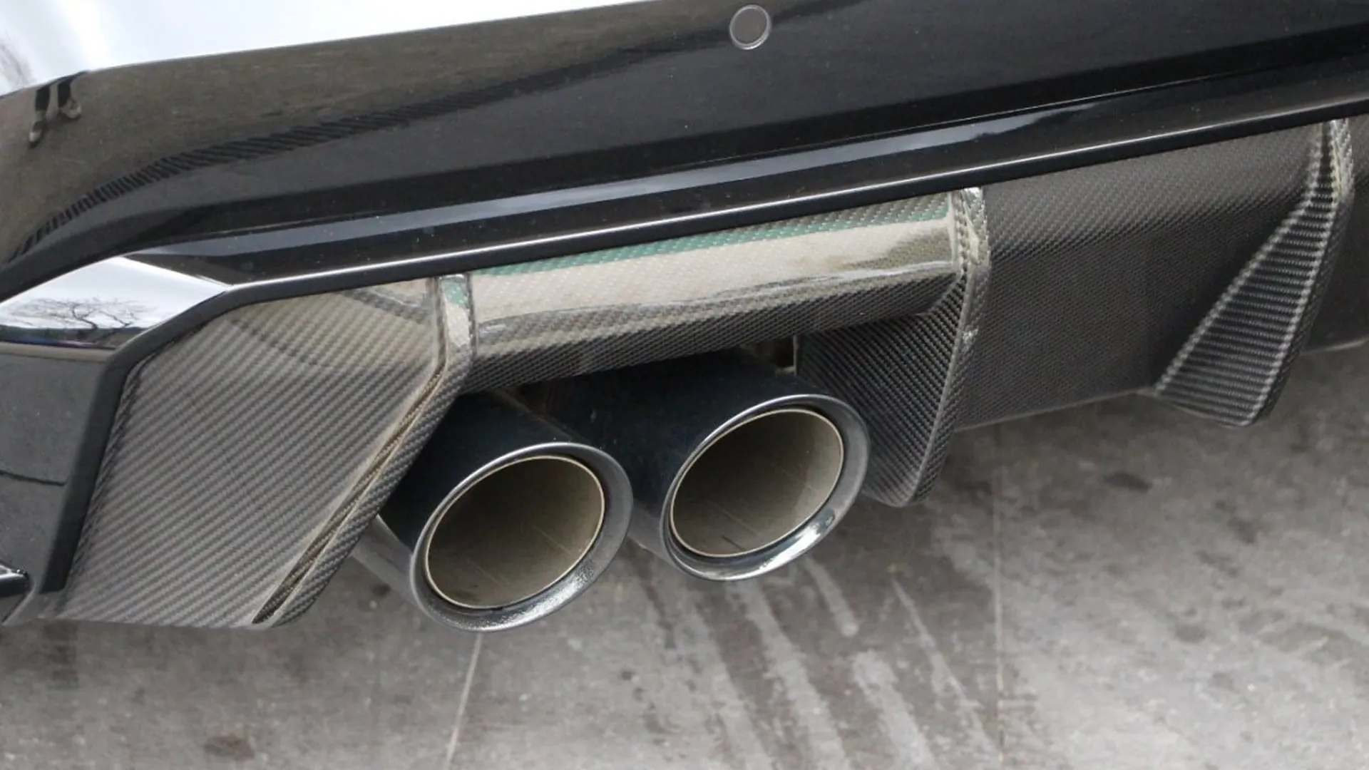 BMW M4 — photo 6