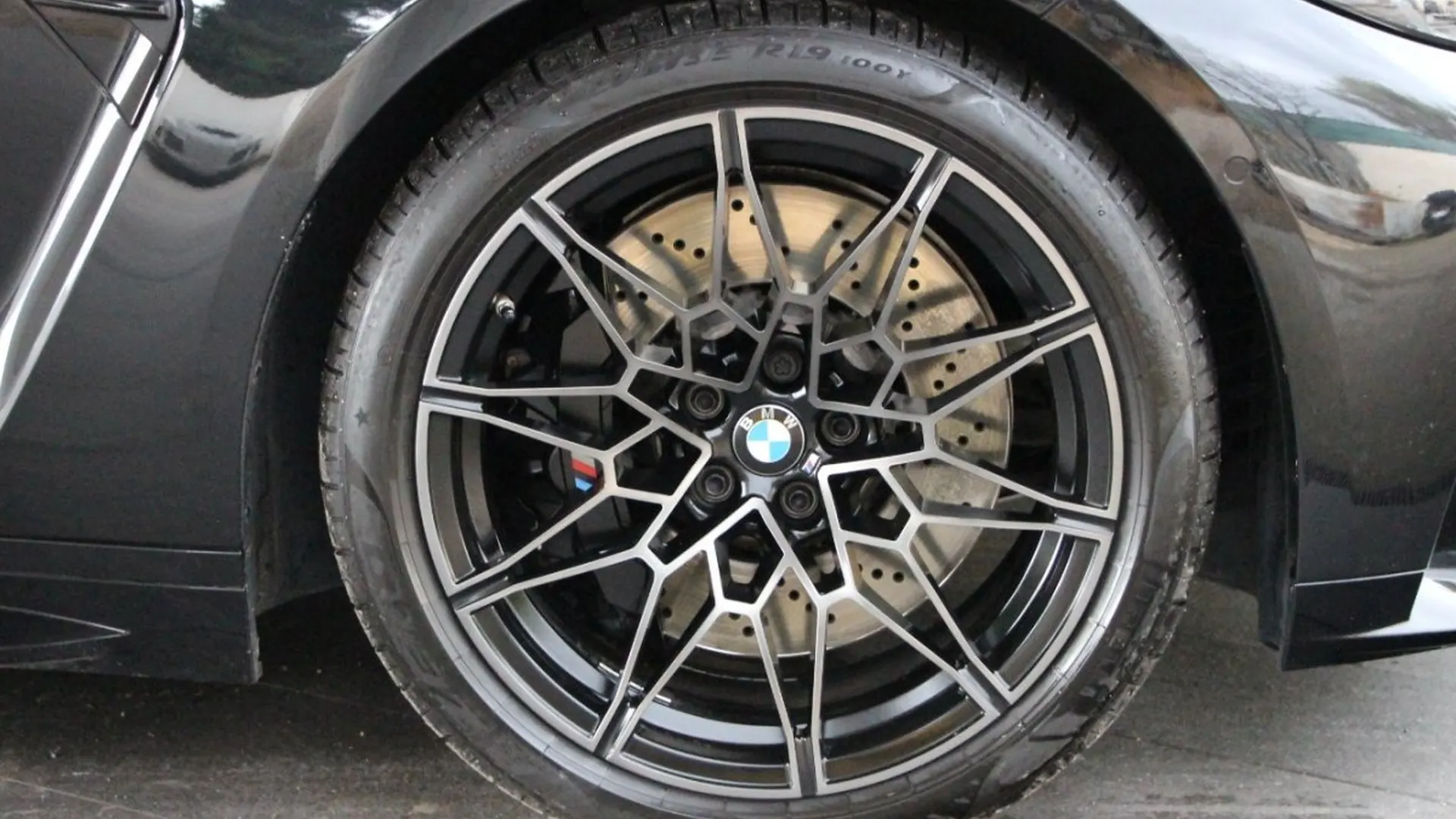 BMW M4 — photo 30