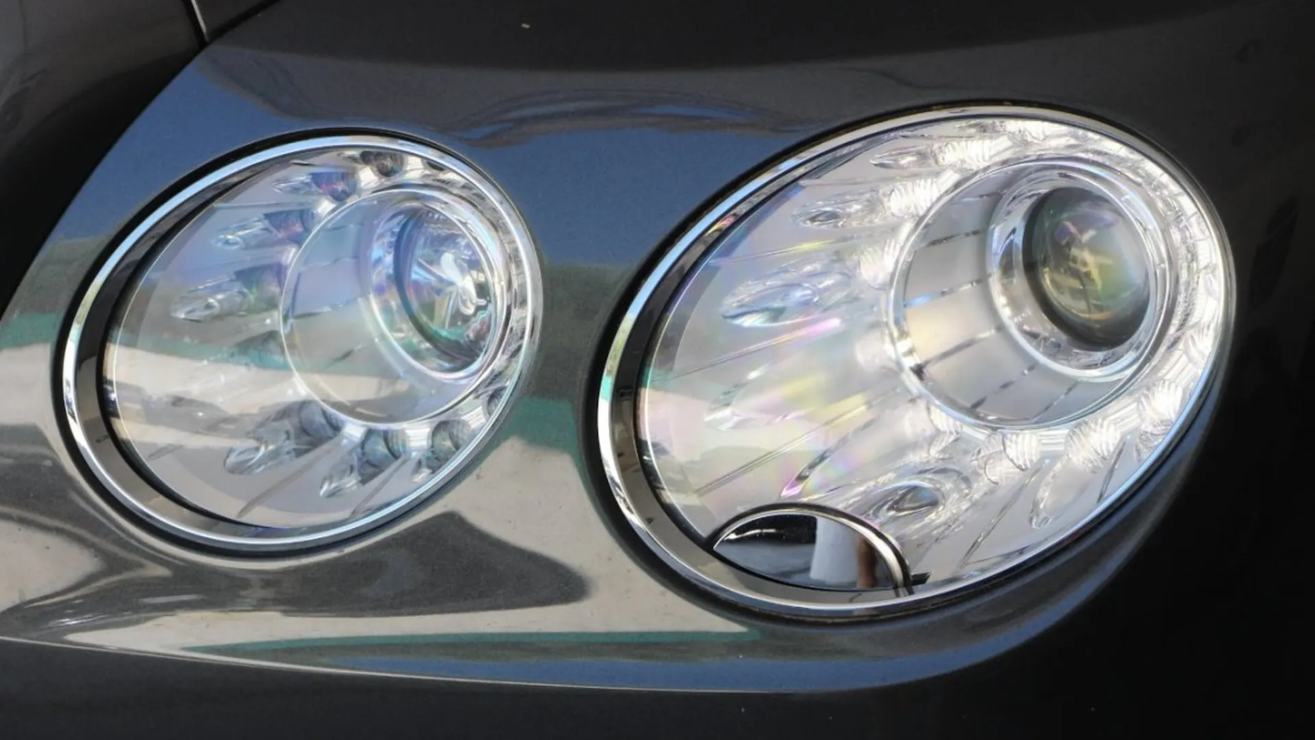 Bentley Flying Spur — photo 5