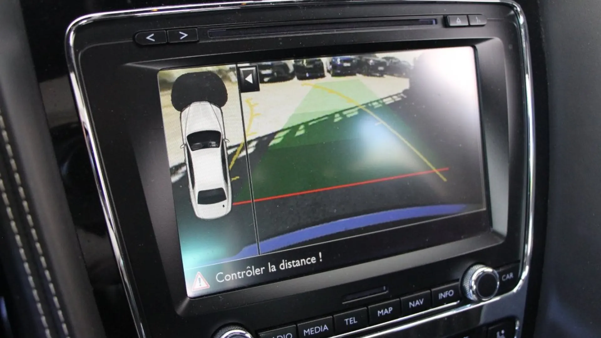 Bentley Flying Spur — photo 20