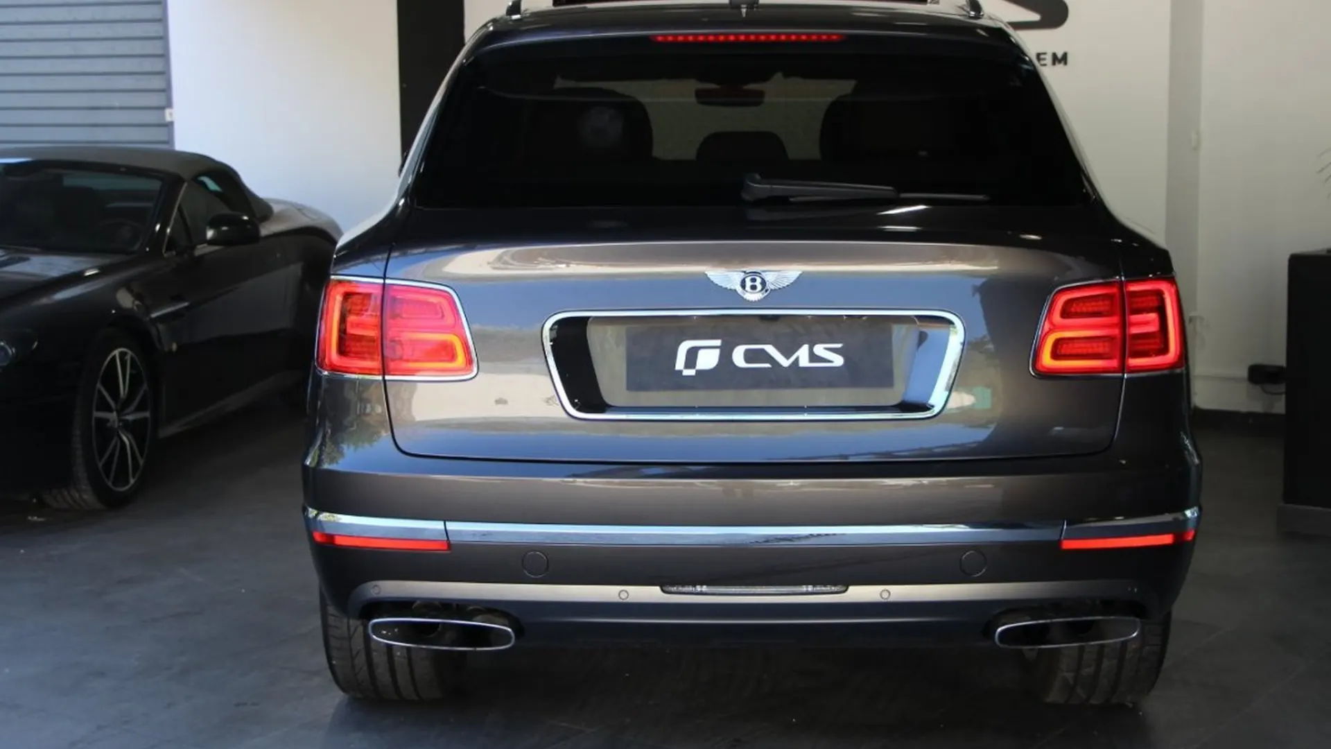 Bentley Bentayga — photo 7