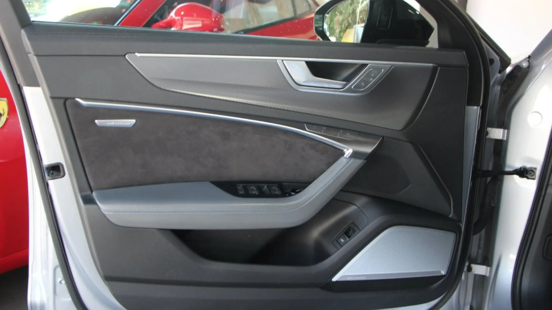 Audi RS6 — photo 16