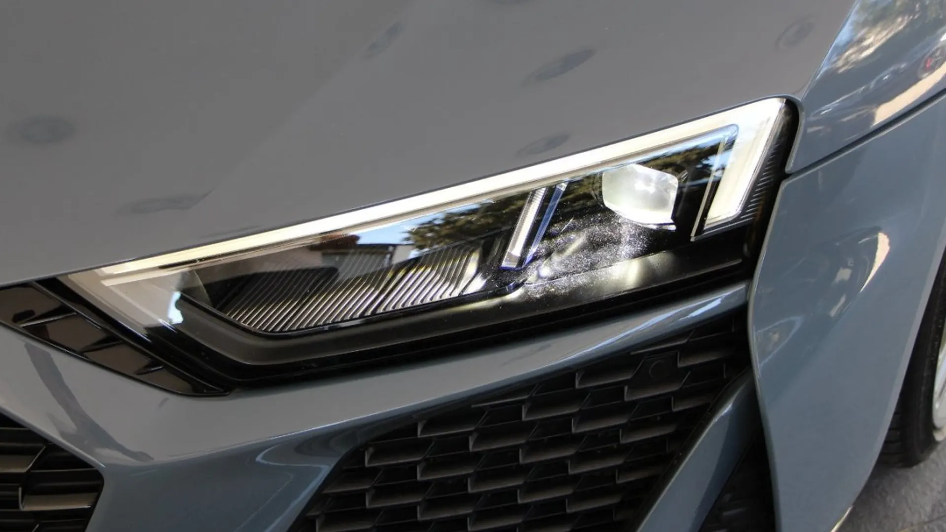 Audi R8 — photo 4