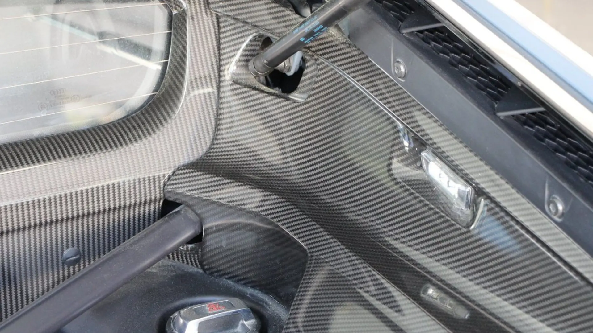 Audi R8 — photo 49