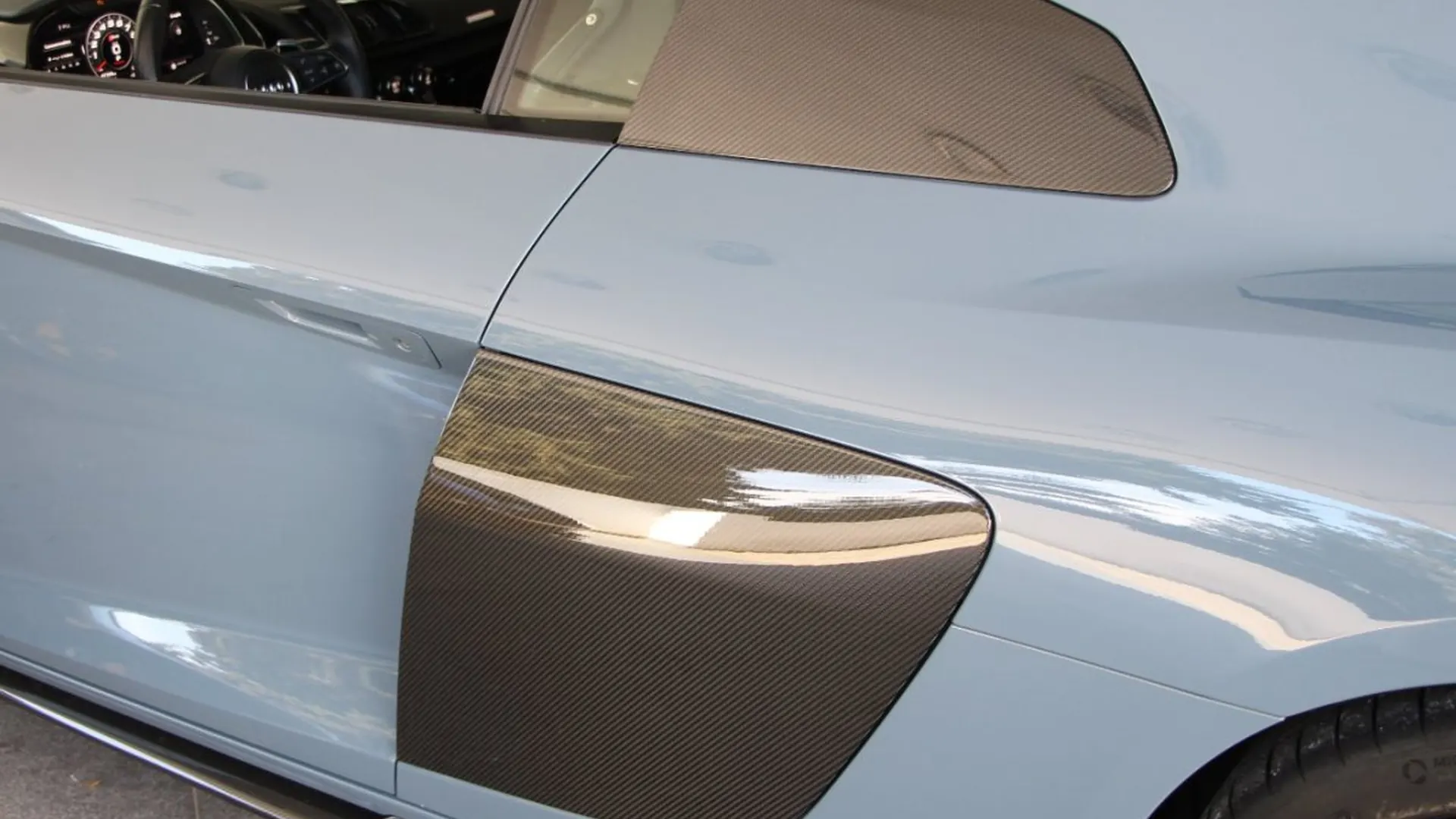 Audi R8 — photo 8