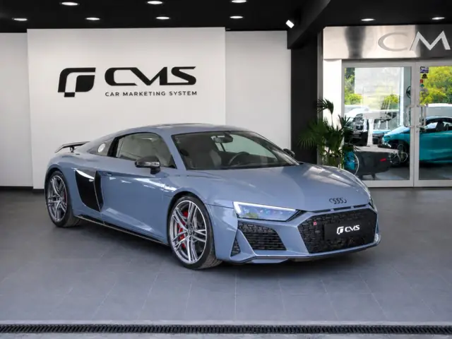 Audi R8