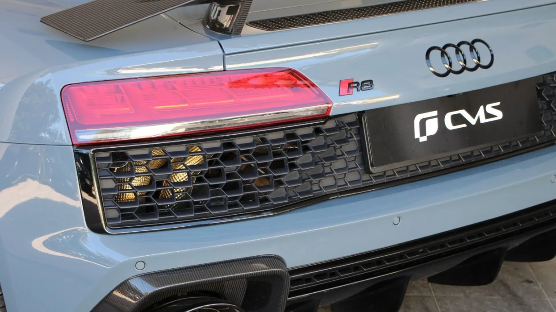Audi R8 — photo 14