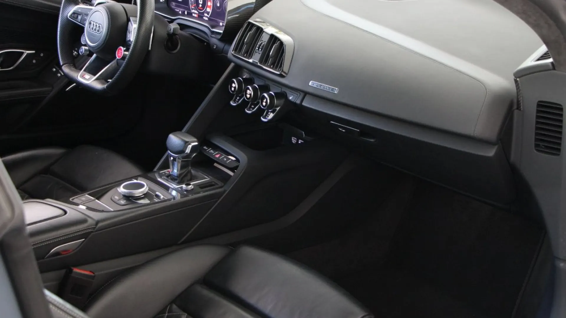 Audi R8 — photo 45