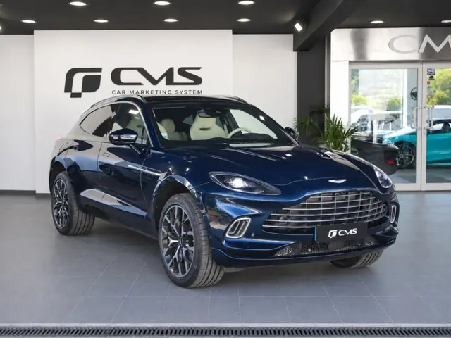 Aston Martin DBX