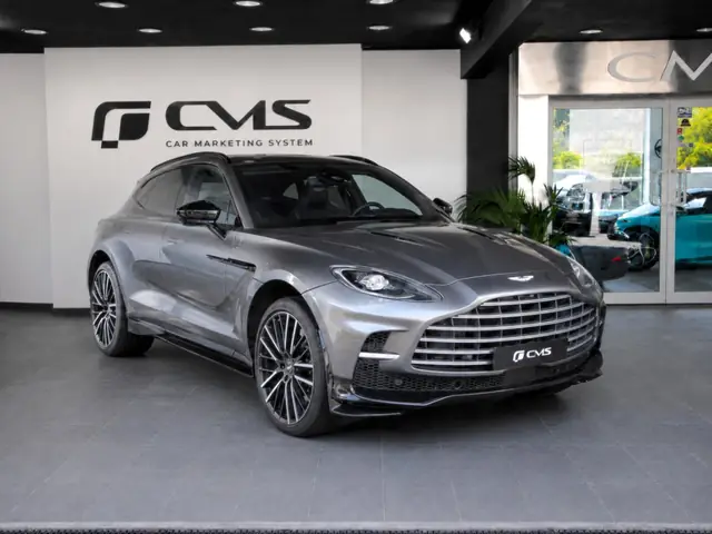 Aston Martin DBX