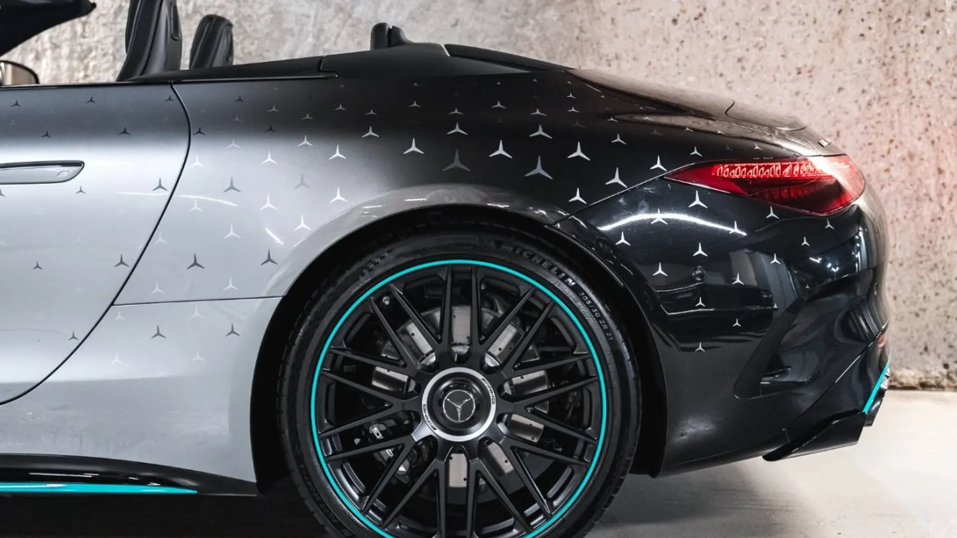 Mercedes-Benz SL — photo 15