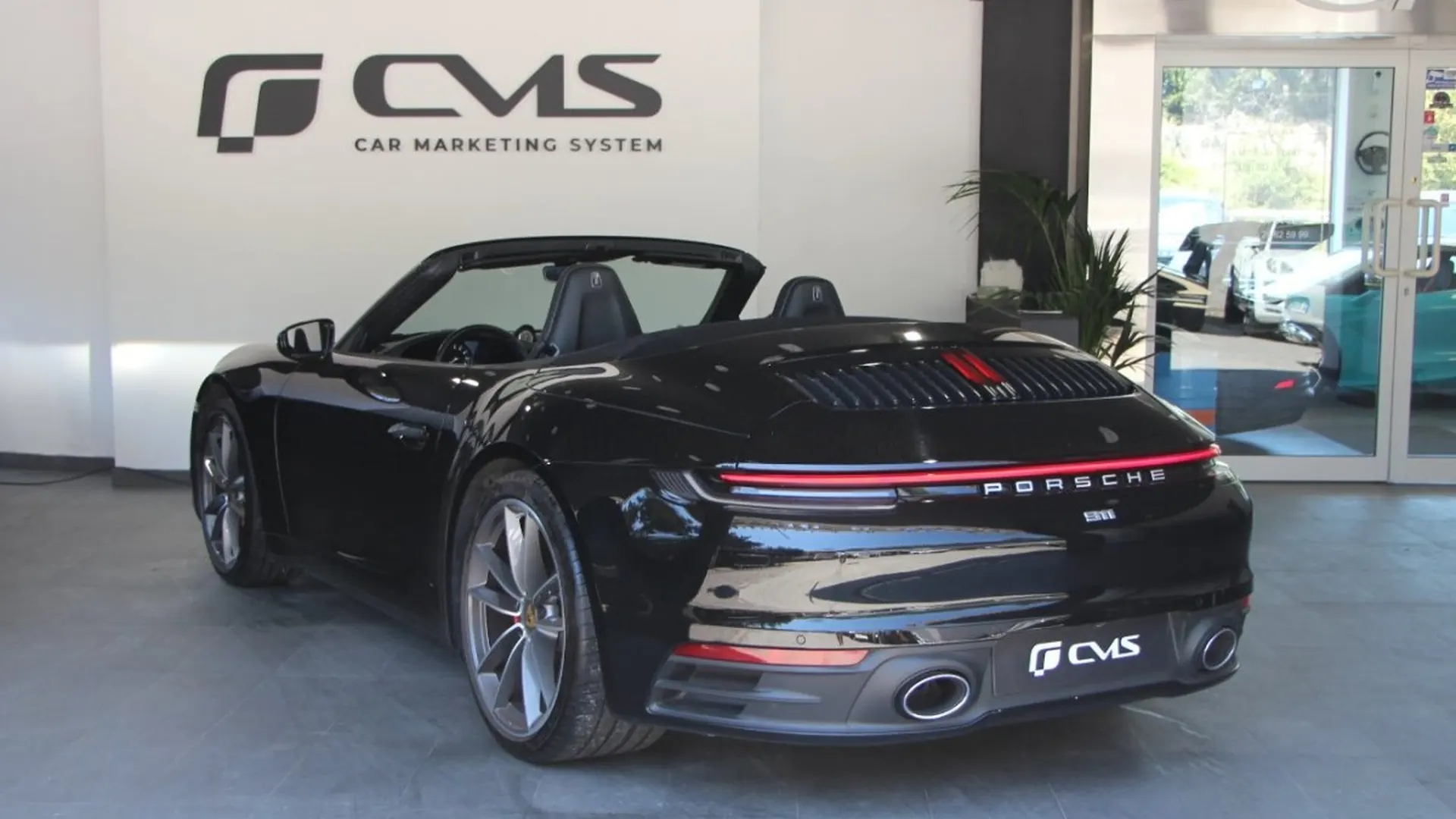 Porsche 911 — photo 4