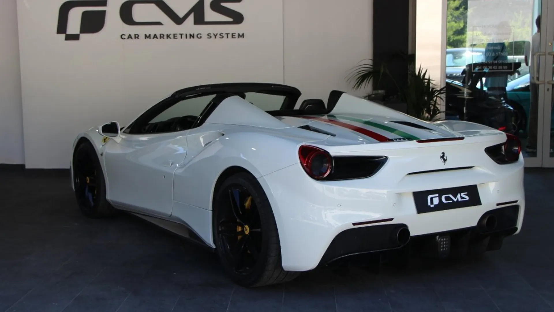 Ferrari 488 — photo 9