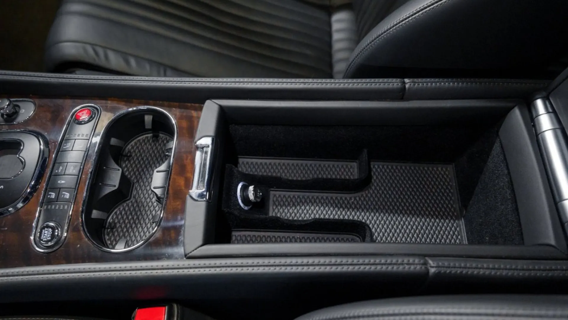 Bentley Continental — photo 33
