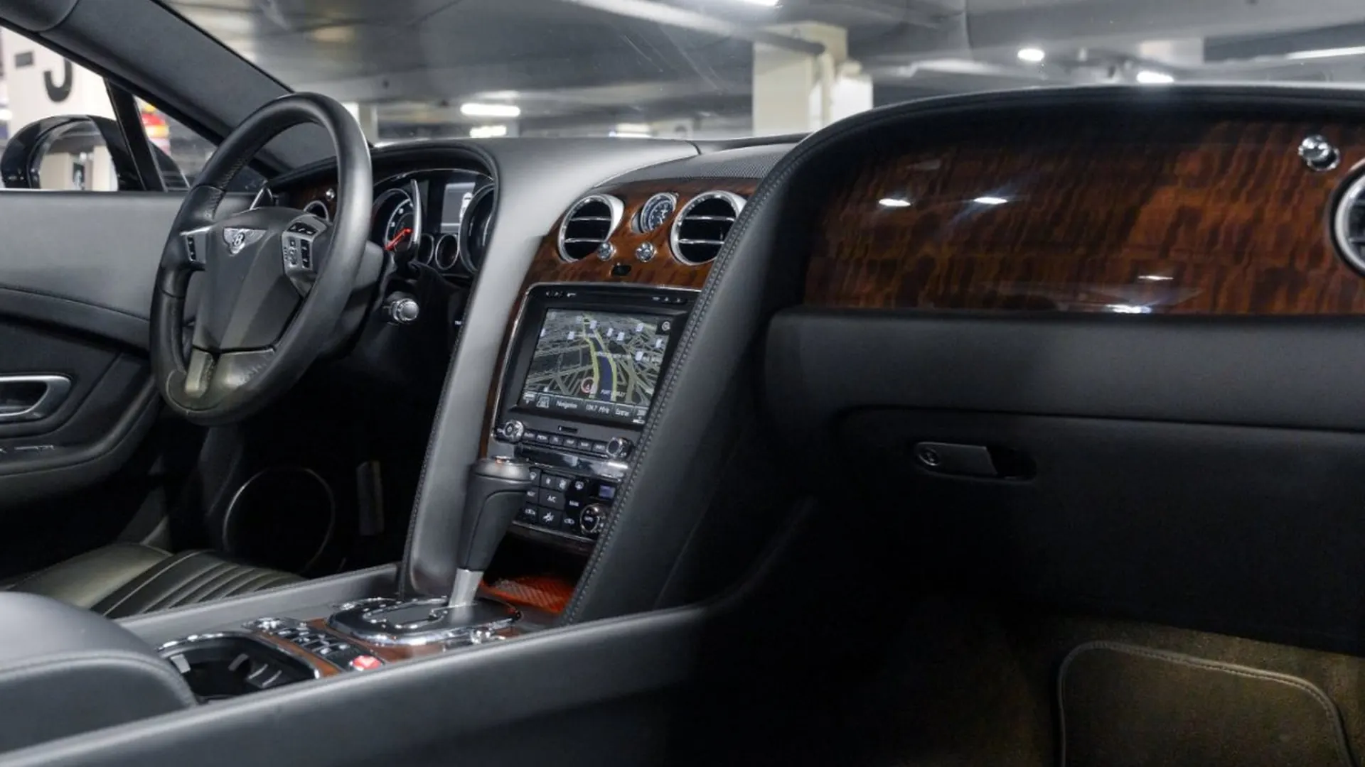 Bentley Continental — photo 34