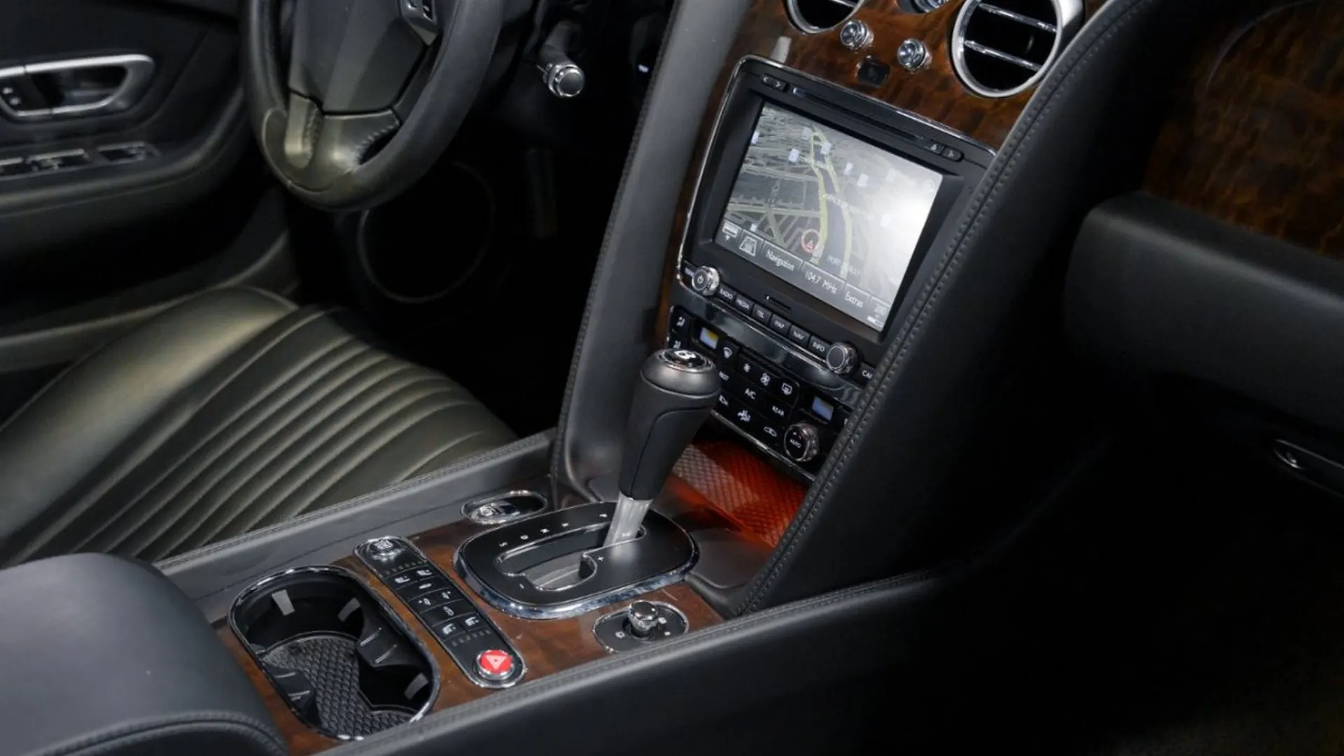 Bentley Continental — photo 29