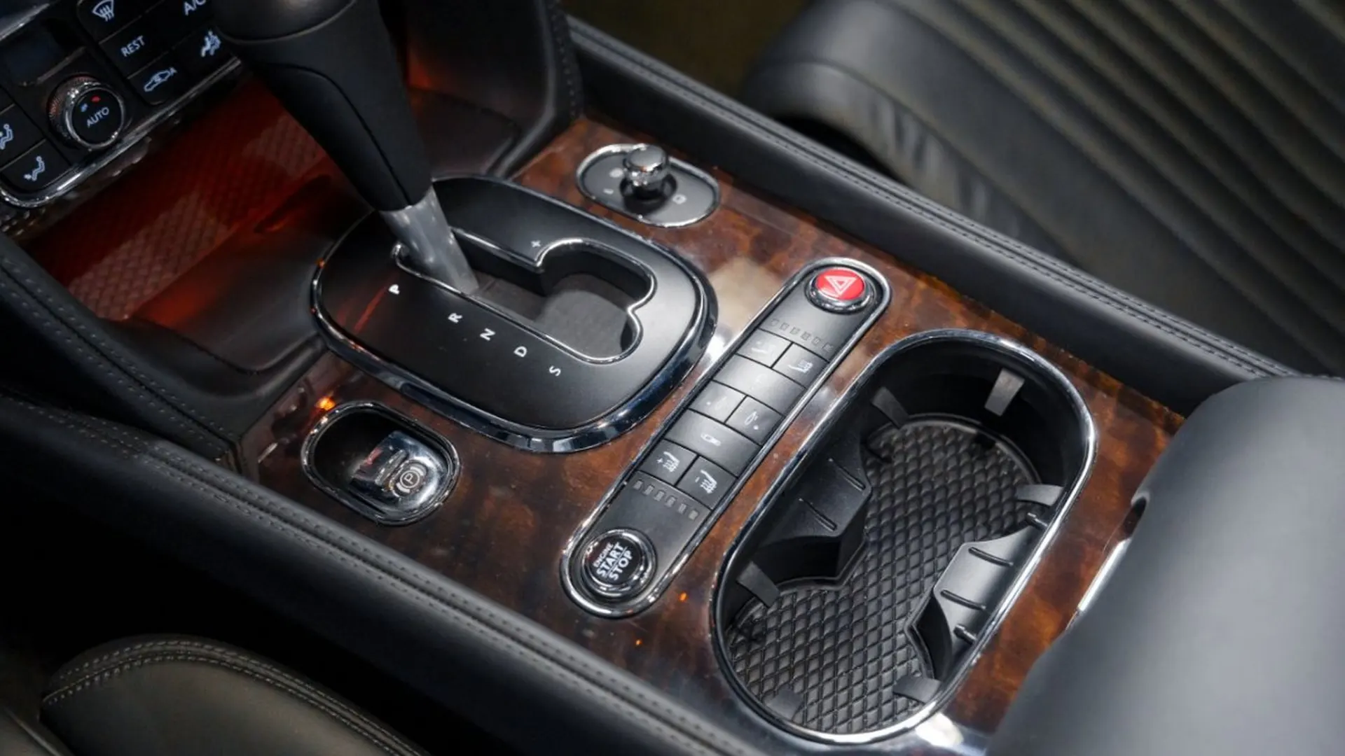 Bentley Continental — photo 32