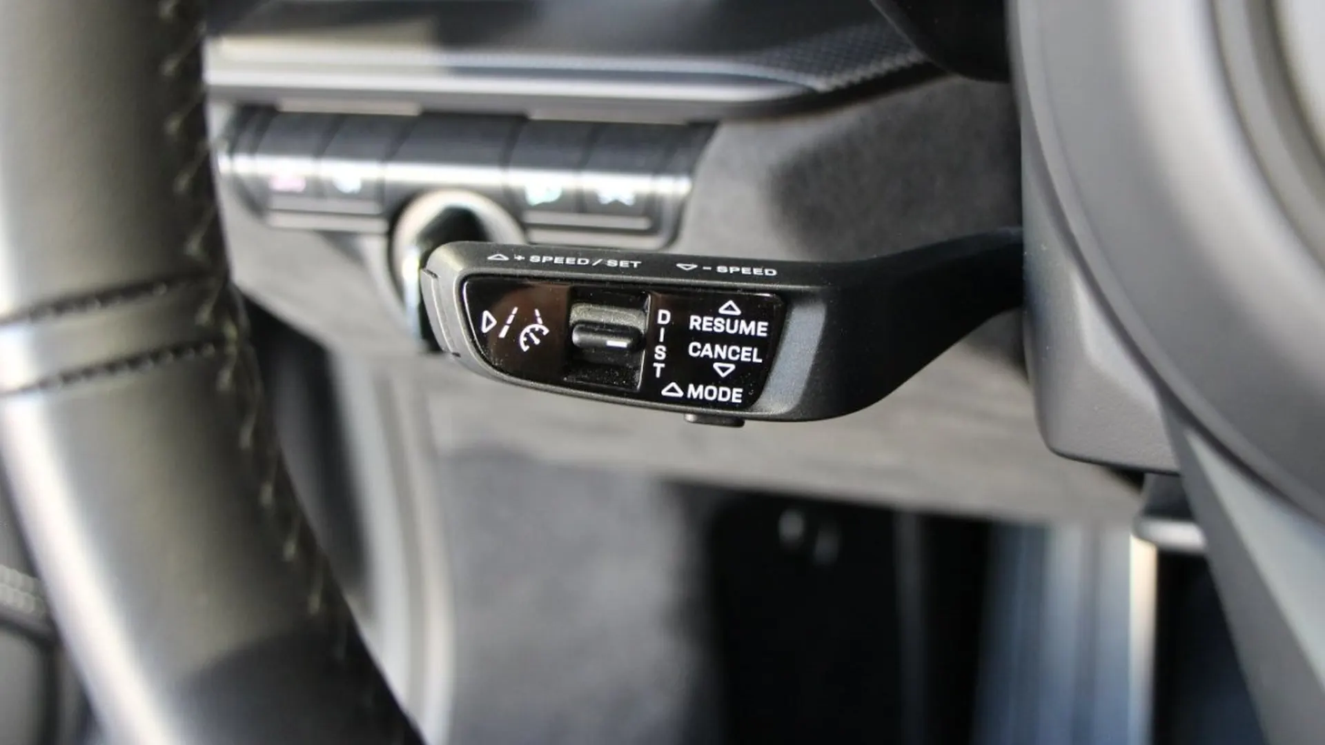 Porsche 911 — photo 23