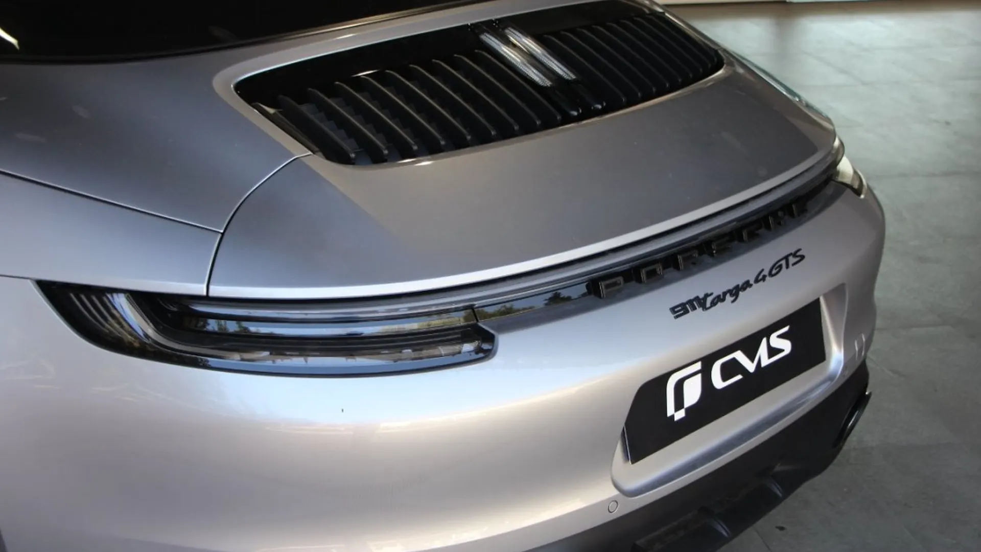 Porsche 911 — photo 5