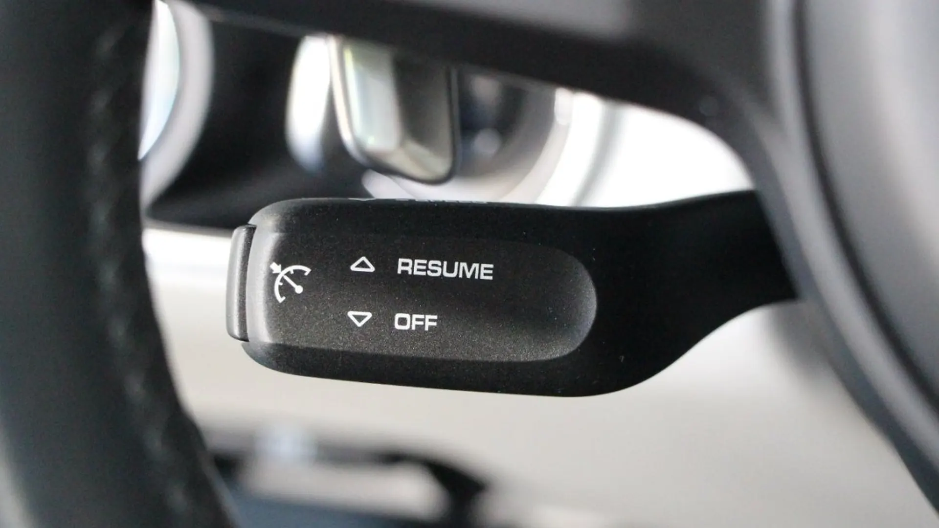 Porsche 911 — photo 20