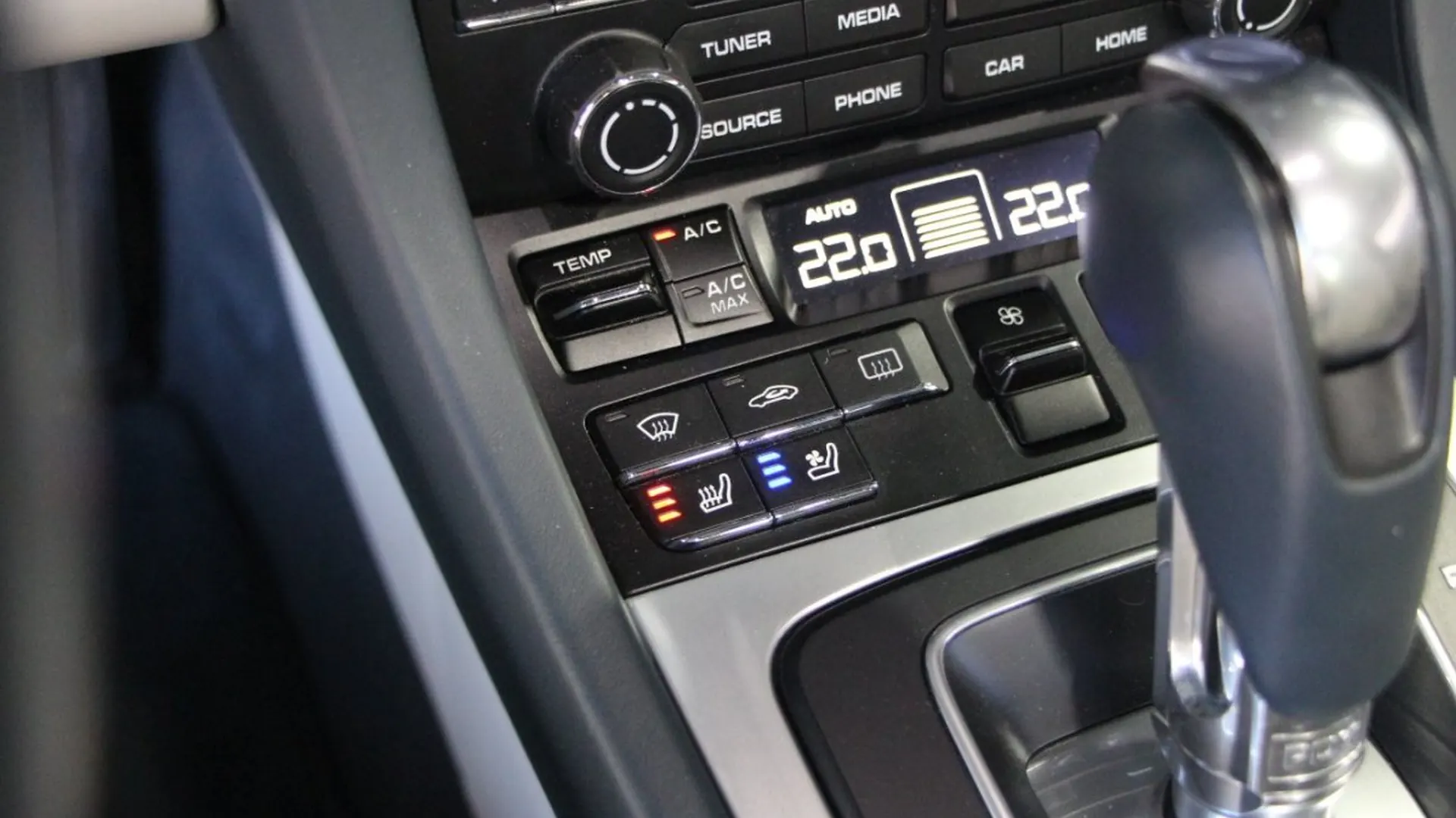 Porsche 911 — photo 14