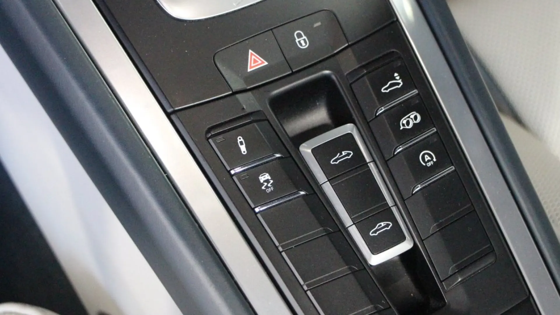 Porsche 911 — photo 10