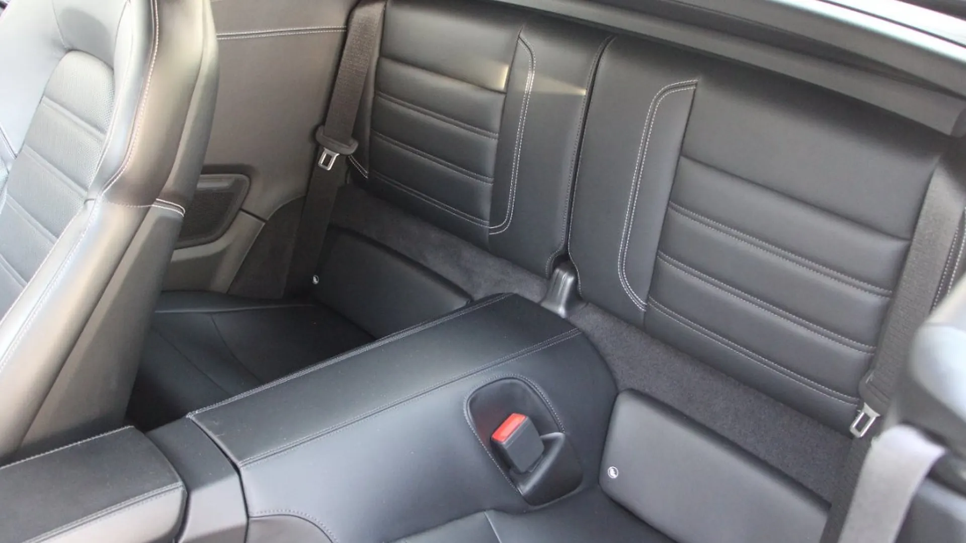 Porsche 911 — photo 30