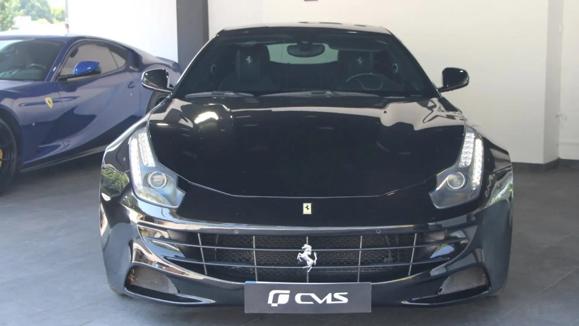 Ferrari FF — photo 2