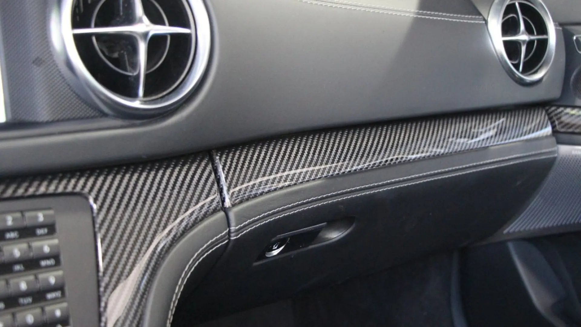 Mercedes-Benz SL — photo 32