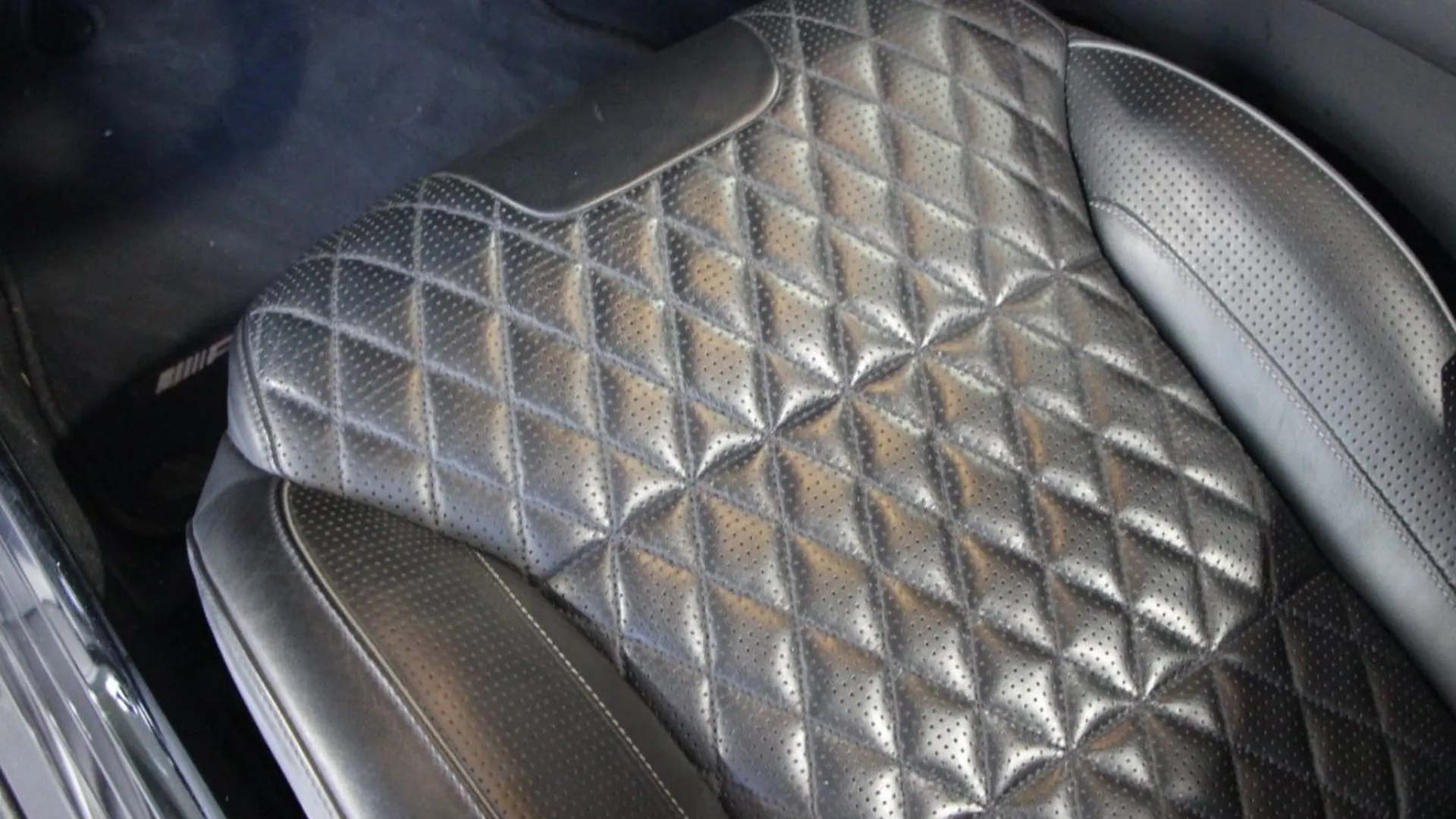 Mercedes-Benz SL — photo 24