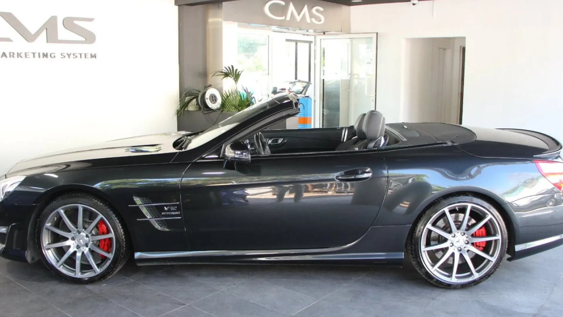 Mercedes-Benz SL — photo 7