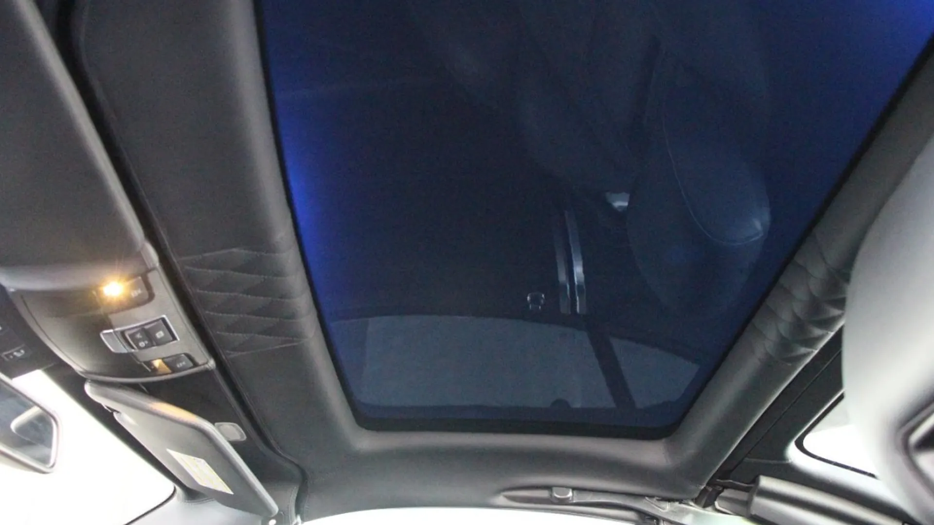 Mercedes-Benz SL — photo 37