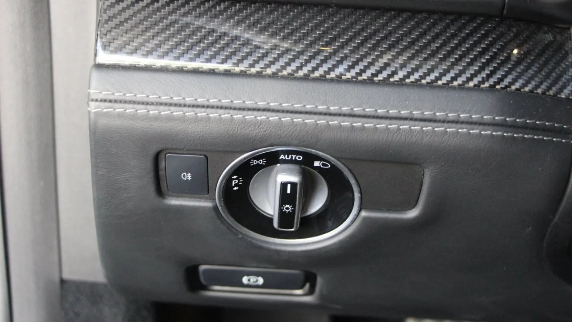 Mercedes-Benz SL — photo 33