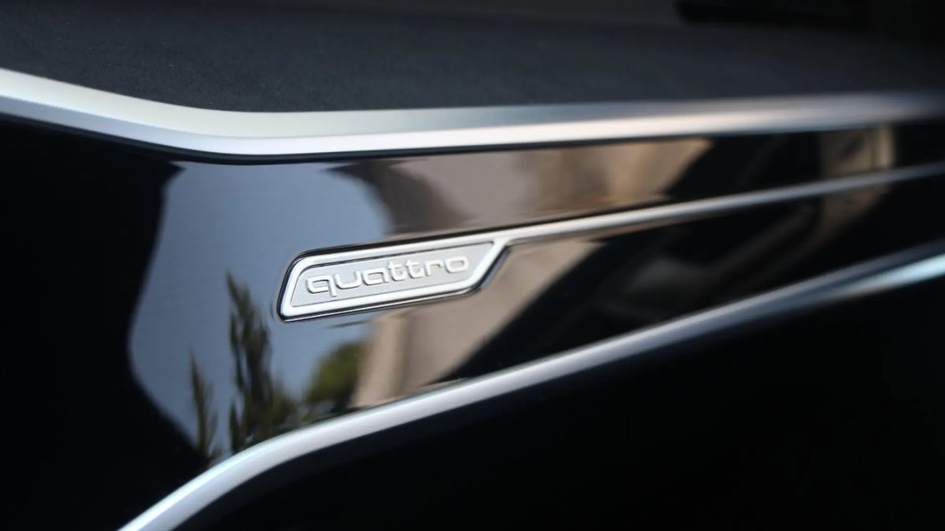 Audi RS6 — photo 36