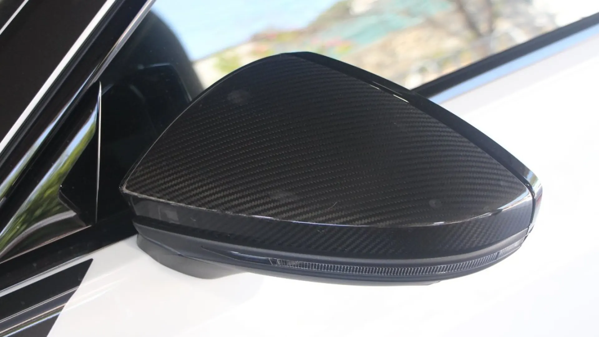 Audi RS6 — photo 11