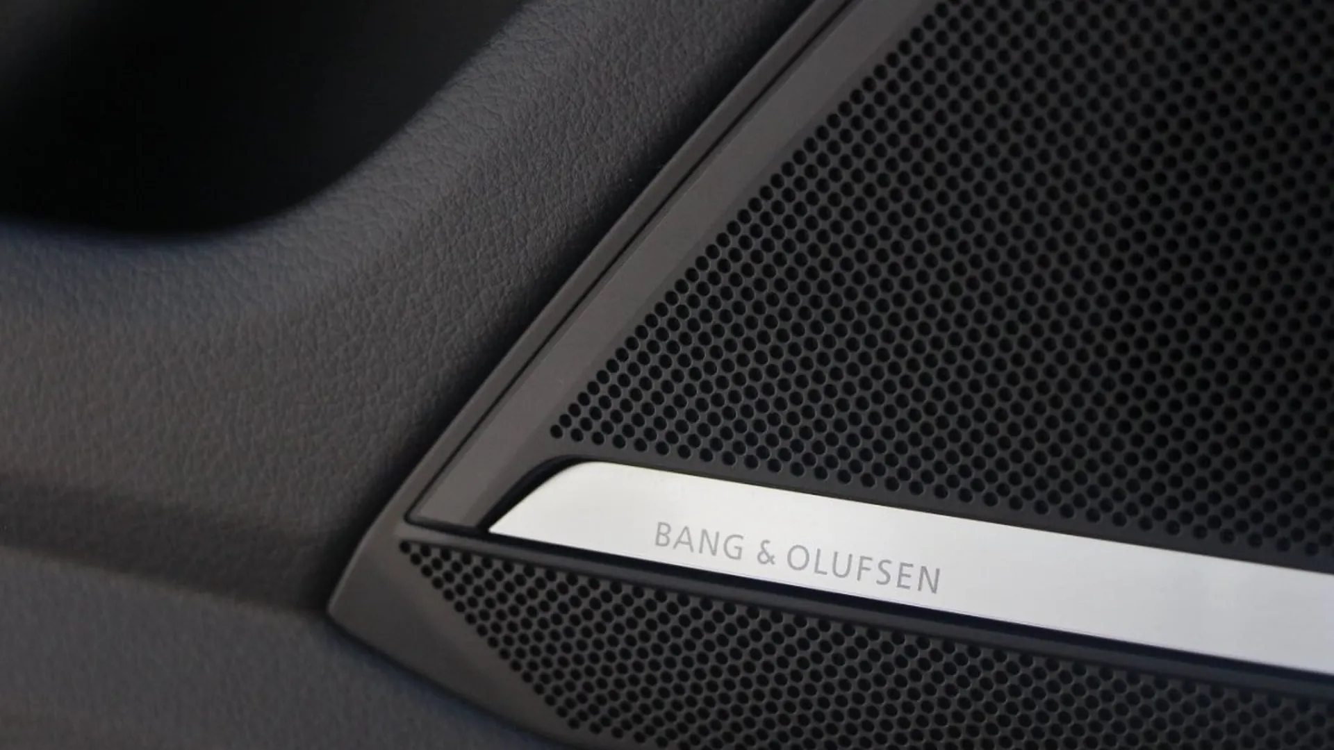 Audi RS6 — photo 38