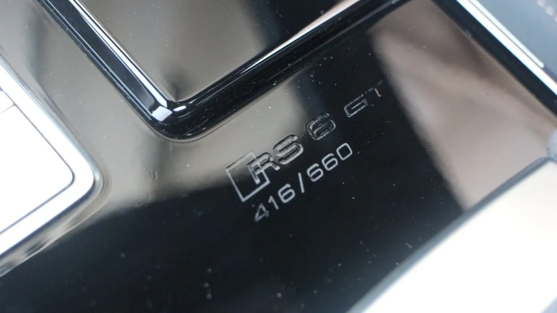 Audi RS6 — photo 30